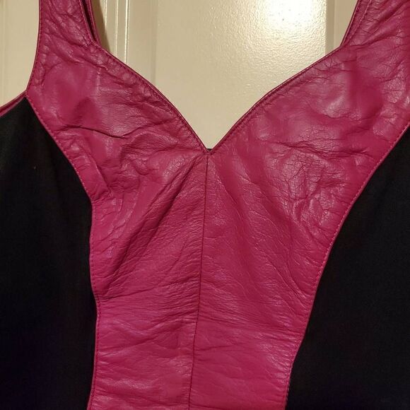 VTG Retro Chia Fuschia Stretchy Leather Crop Top Large - Picture 3 of 11